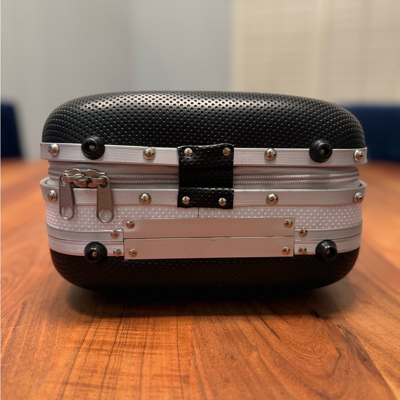 Makeup Cosmetics Travel Hardcase - Picture 10 of 14